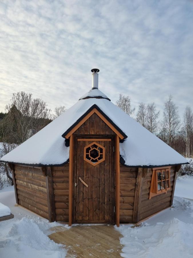 The Friendly Moose Hotel Overtornea ภายนอก รูปภาพ